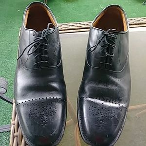 Allen Edmonds Leather Dress Cap Shoe- 10.5